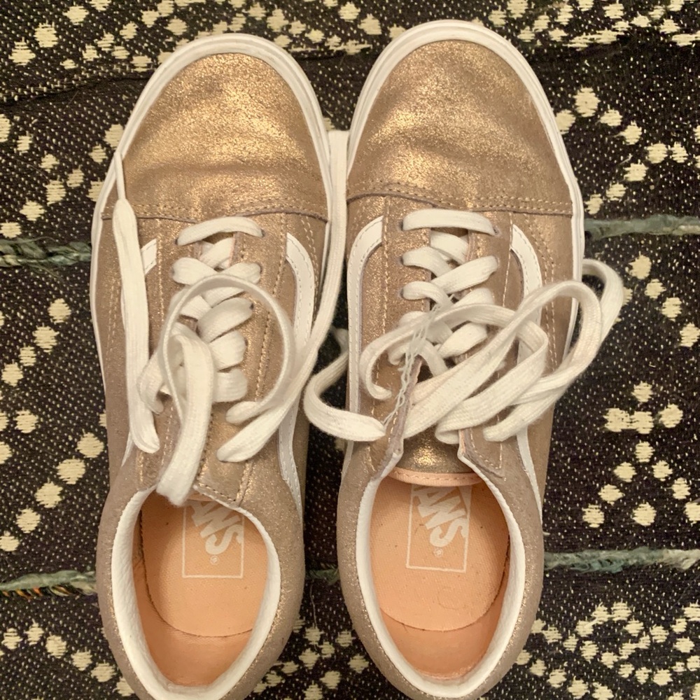 Vans Old Skool in rose gold